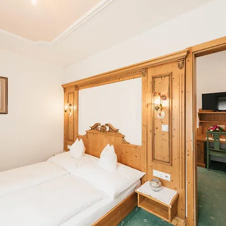 Hoferwirt - Neustift, Stubai 3* نيوستيف ام ستوبيتا