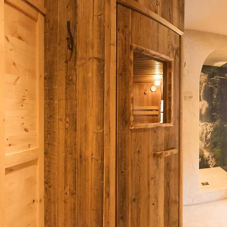 Hotel Hoferwirt Neustift im Stubaital