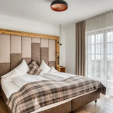 Hoferwirt Hotel 3*