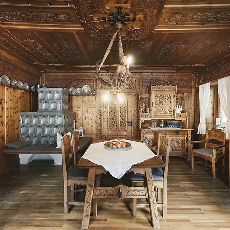 Hoferwirt Hotel 3*